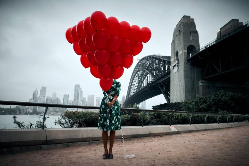 Australia Red Balloon Takeover / Zdroj: HBO