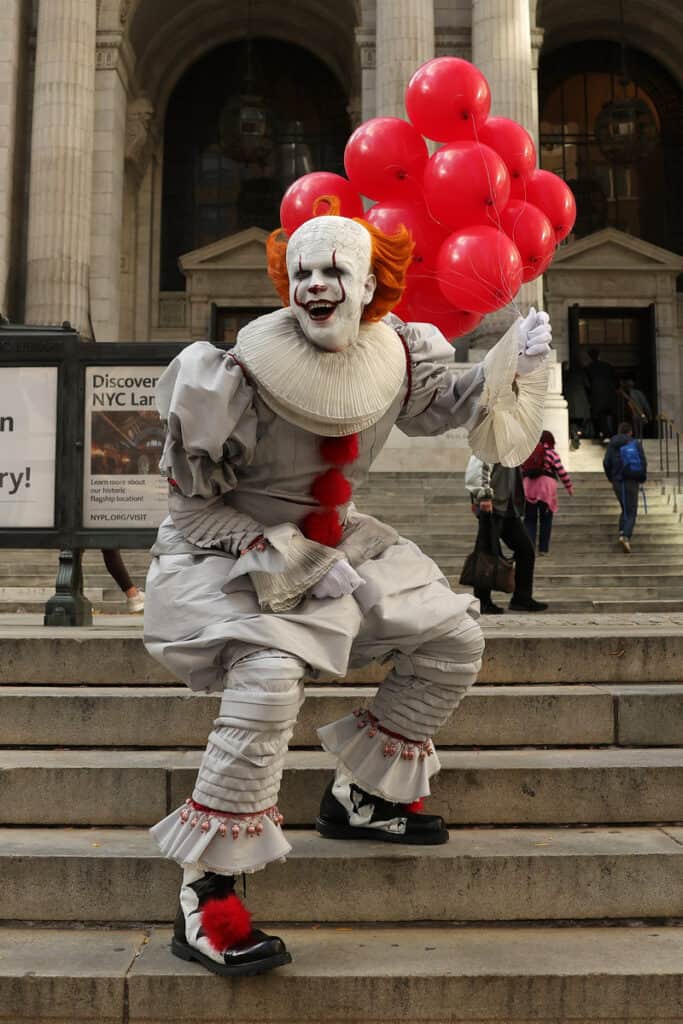 New York Red Balloon Takeover / Zdroj: HBO