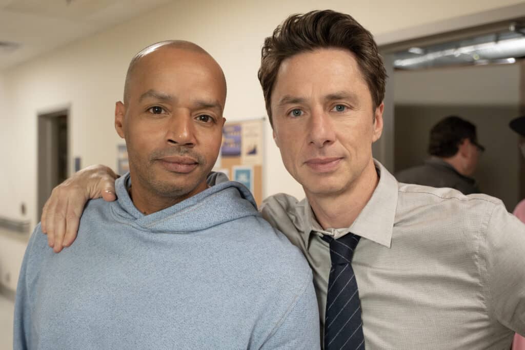 DONALD FAISON, ZACH BRAFF – SCRUBS – Foto: Jeff Weddell; © 2025 Disney. Všetky práva vyhradené.