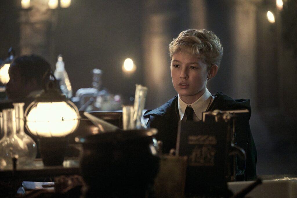 Lox Pratt ako Draco Malfoy / Zdroj: HBO